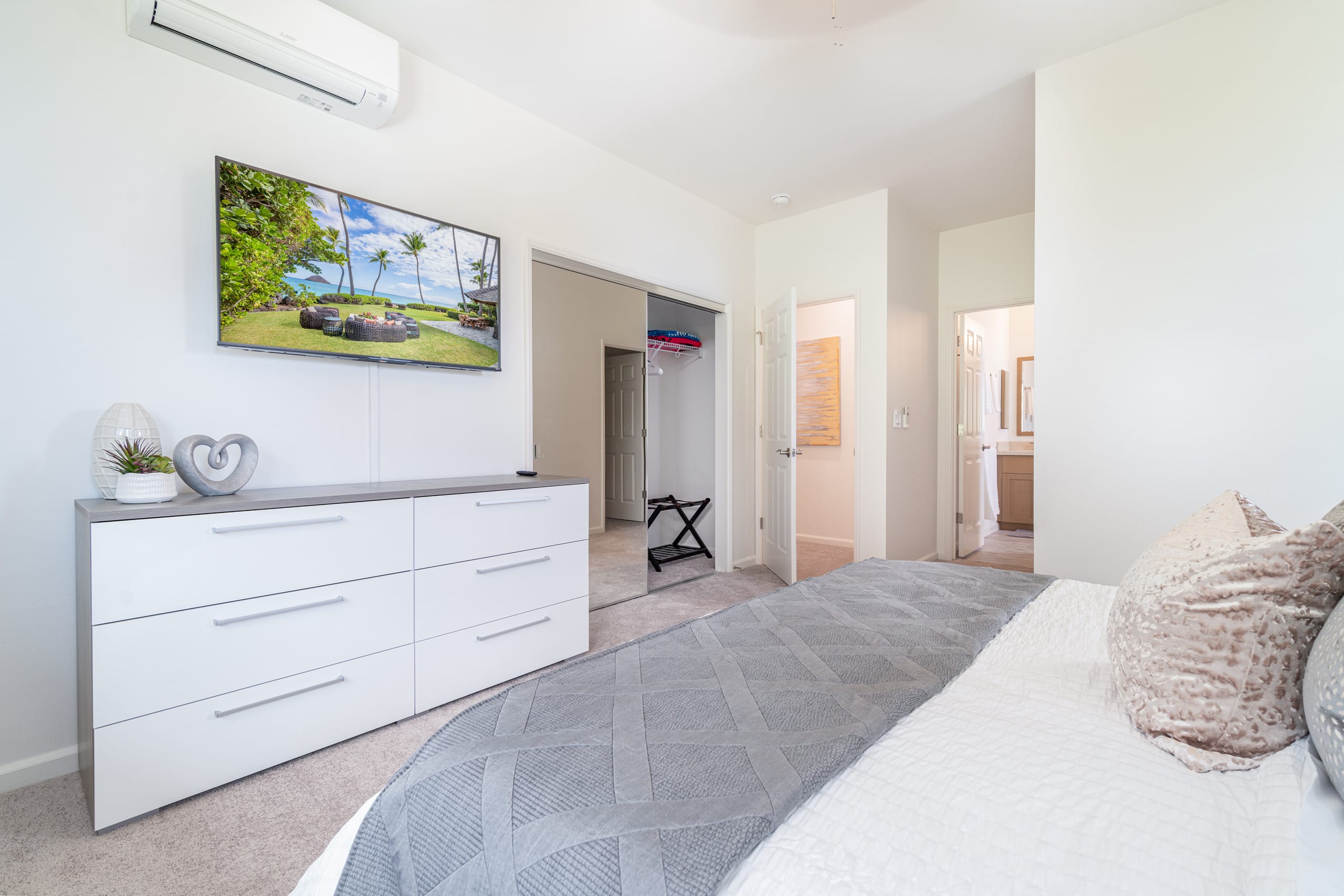 Home in Waianae · ★4.86 · 3 bedrooms · 3 beds · 2.5 shared baths - Image 3