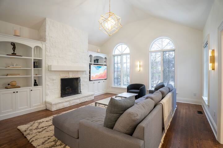 Executive home in Toronto gallery image 5