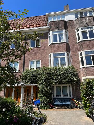 Beautiful family home Amsterdam gallery image 2