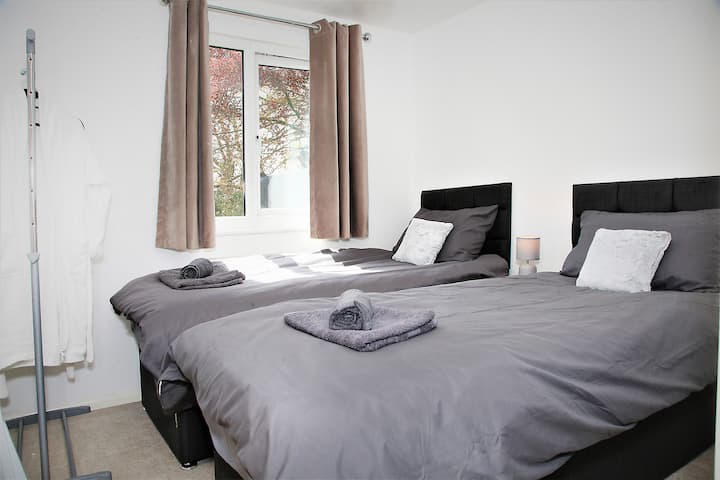 Bedroom 3 can be made up as a twin or King Size Double