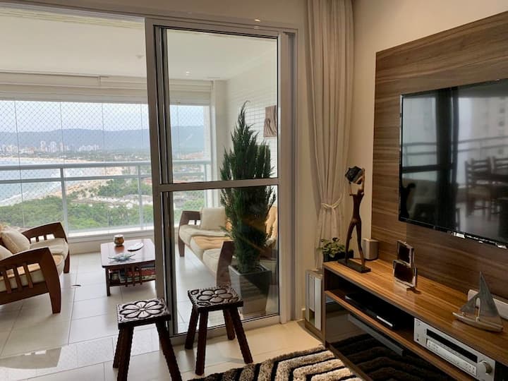Ocean View! Luxury Apt, 5 Min Walk From The Beach! - Guarujá