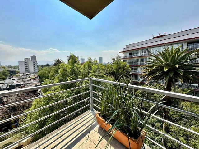 TU6|5BR|Condesa | local co | Group Travel gallery image 3