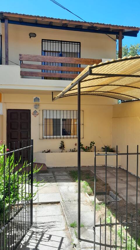 Duplex in Santa Teresita