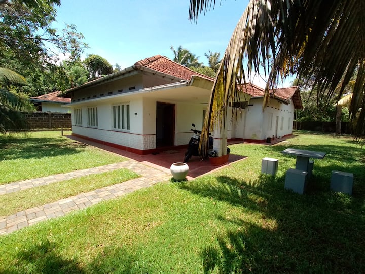 Nisala Villa - 3 Bedroom 1 Room Ac With Kitchan - ミリッサ