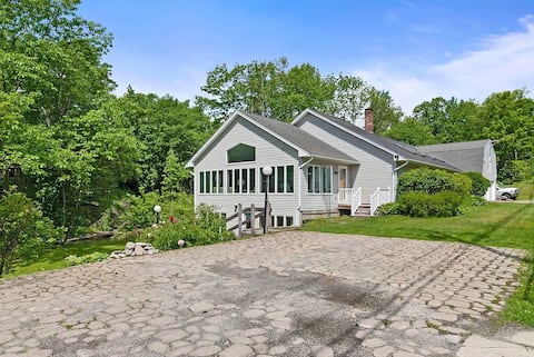 River and Lakeside Apartment