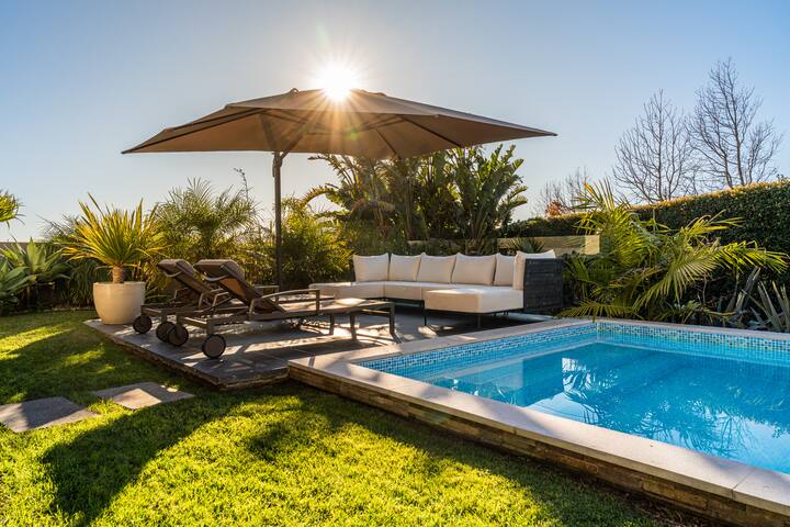 Family-friendly pool villa by Sintra gallery image 5