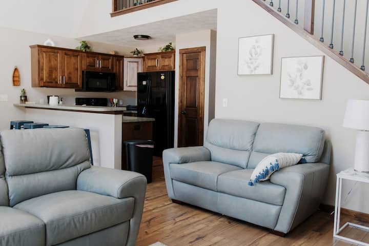 Okoboji Abode - Okoboji, IA