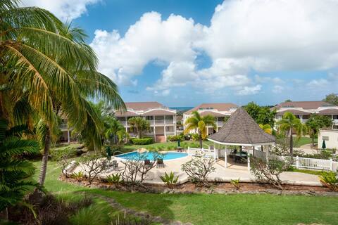 Modern 2 bed Vuemont apartment /infinity pool