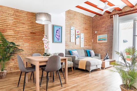 Top Airbnb: "Flats Piera Valencia Center - Terrace 20 " in Ciutat Vella
