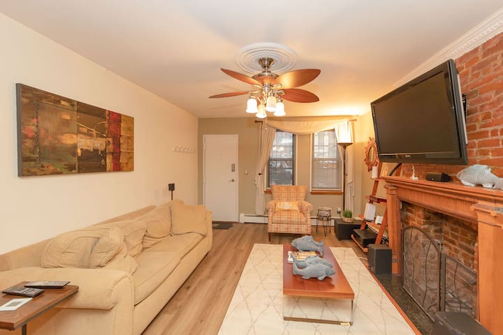 NYC Area Pond Life Suites gallery image 5