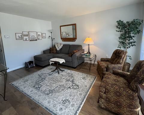 Touchdown Townhouse!