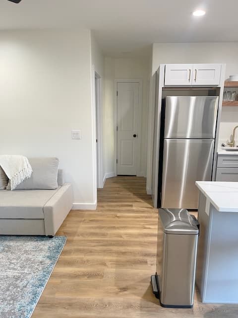 Successful Airbnb property: Modern Guesthouse in Daytona Beach in Holly Hill