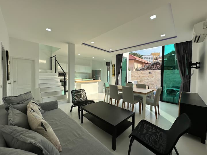 Thabali Pool Villas 176 Nearby Walking Street - Pattaya City
