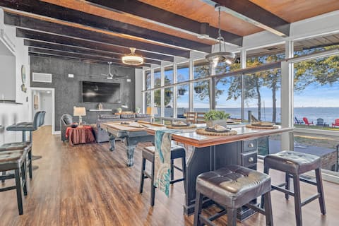 Waterfront/Arcade/Fishing Fun