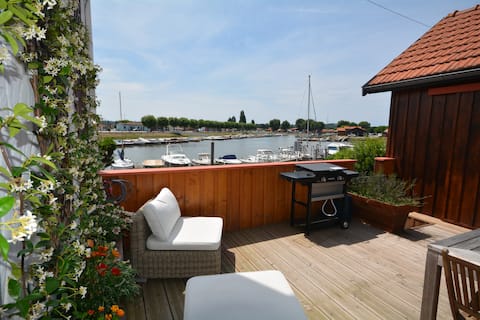 Airbnb performant: Arcachon Bay fisherman's house on the harbor à La Teste De Buch