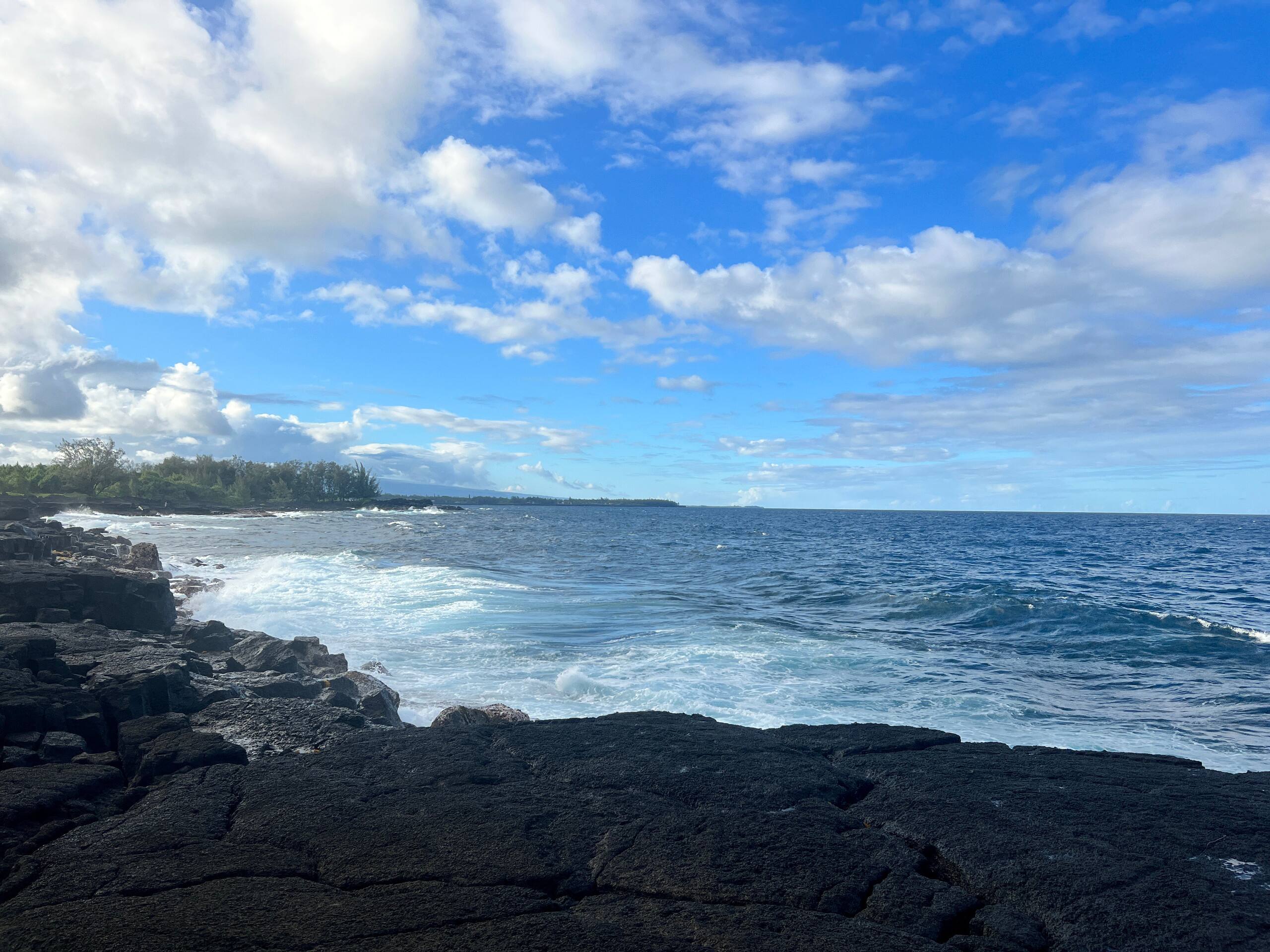 Home in Keaau · ★4.81 · 3 bedrooms · 4 beds · 2 private baths - Image 8