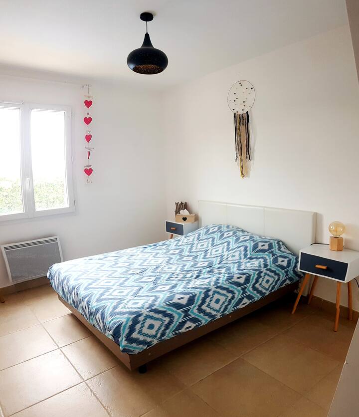 საძინებელი 1