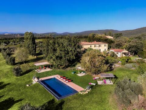 5bd-5ba Villa in Toscana w/pool