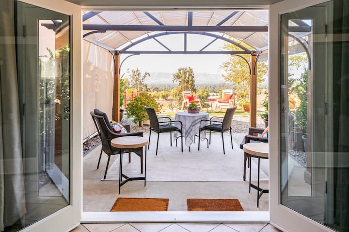 Private Country Getaway In The City - Los Angeles, CA