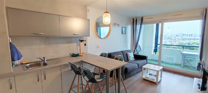 غرفة المعيشة