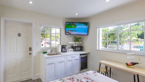 Near Hard Rock Stadium|Aventura Mall|Miami Gardens