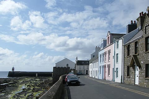 Manx seaside holiday cottage
