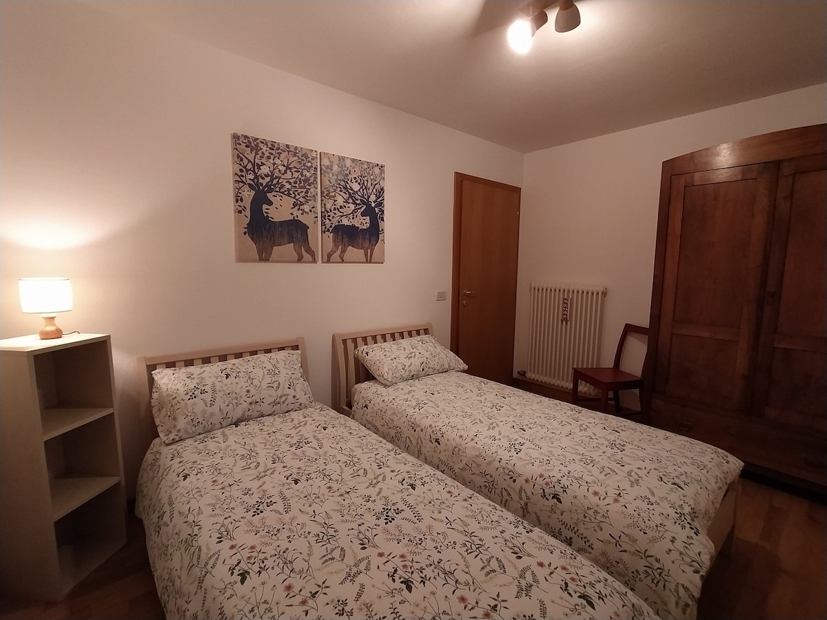 غرفة النوم 1