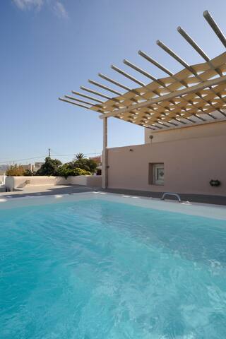 Kisiris Canava 4-Bedroom Villa gallery image 5