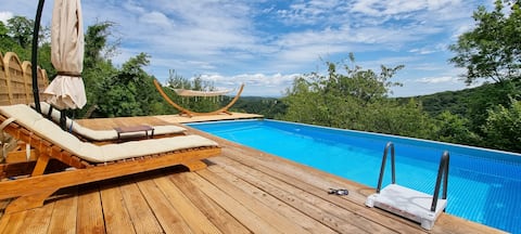 Chalet Vito - Where Luxury Meets Tranquility