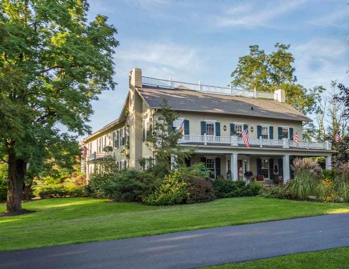 Jerris Country Estate Seneca Suite Apartments for Rent in Caledonia