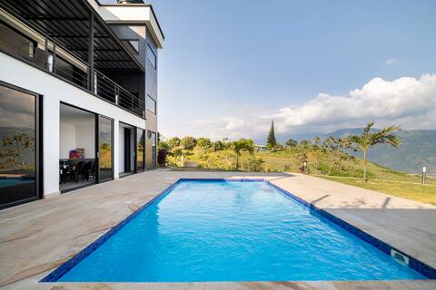 Beautiful House for rent Quinta La Esmeralda