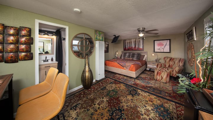 Lots of space with its' own full bath, in the guest house.