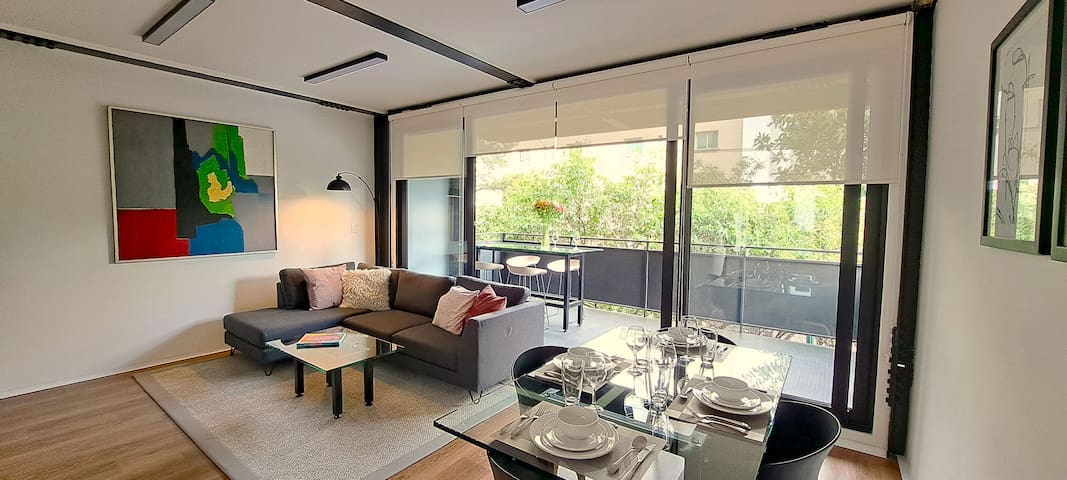 Amazing 2BD, 2BA, 2 terraces condo in Roma Condesa
