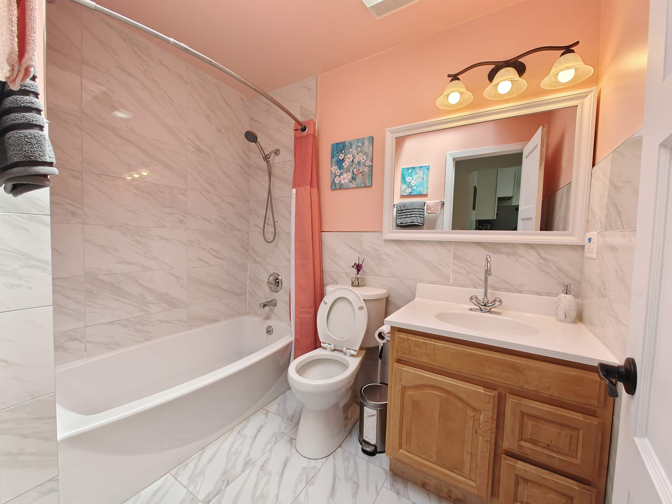 Home in San Francisco · ★4.74 · 3 bedrooms · 4 beds · 2 baths - Image 25
