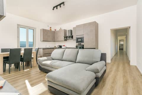 TuscanView 360: 3 bedr, 2 baths, free parking