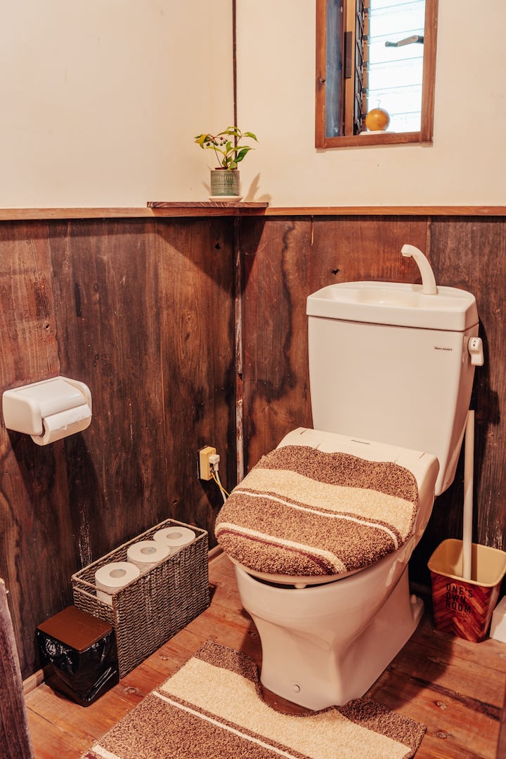 ウォッシュレット付トイレ