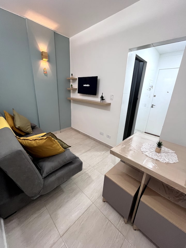 "Nosso Apê 2" Lindo Na Praia | Vaga | Wifi 250 Mb - Santos