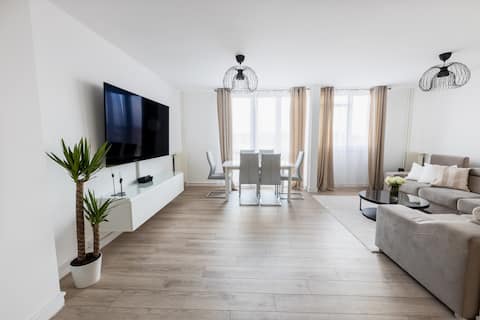 Beautiful modern apartment close to Orly Airport