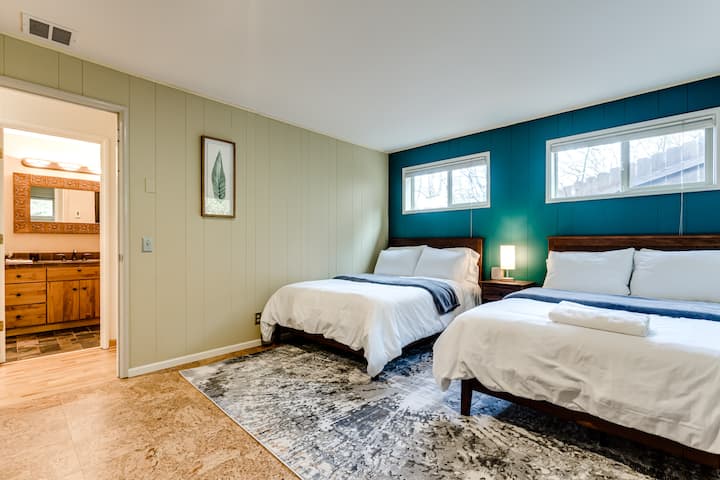 Eugene Vacation Rental Second Bedroom. Two Full-size beds.