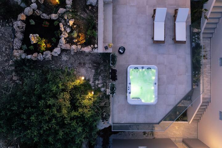 Rethymnian Gem Luxury Villa gallery image 2