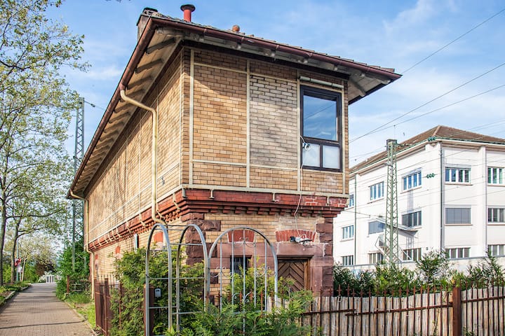 Signal Box Lörrach | 90 m² | Historic & Central