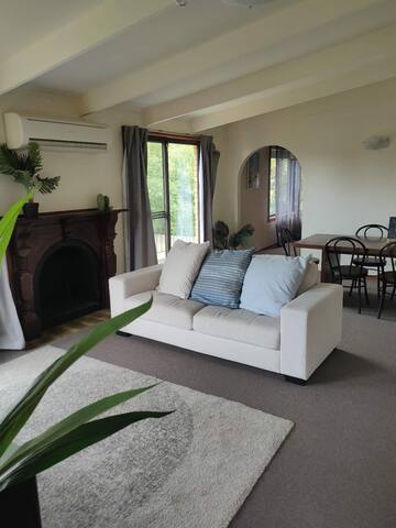 Ding Ding House gallery image 2