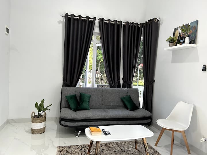 Cozy Minimalist Home (5 Pax) - Banda Aceh