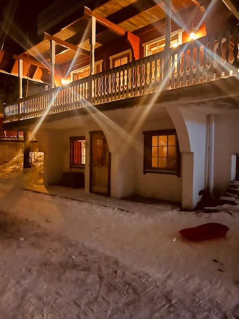 Top Airbnb: Alppitalo, Ukkohalla in Hyrynsalmi