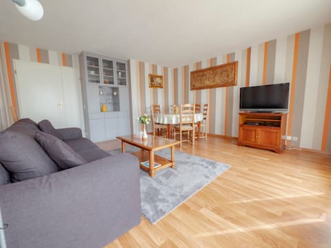 Nice apartment at 10 min of walk from the RER E