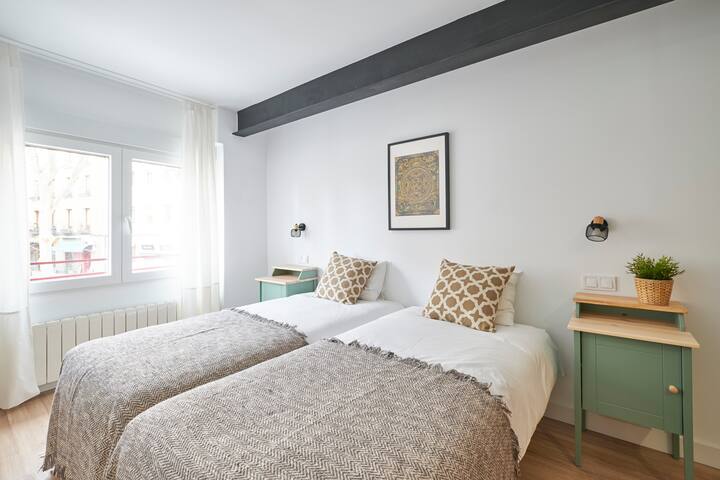 Cascorro, Huge and Impressive by months gallery image 5