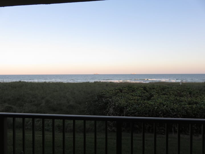 Beachfront Updated Condo - Cocoa Beach, FL