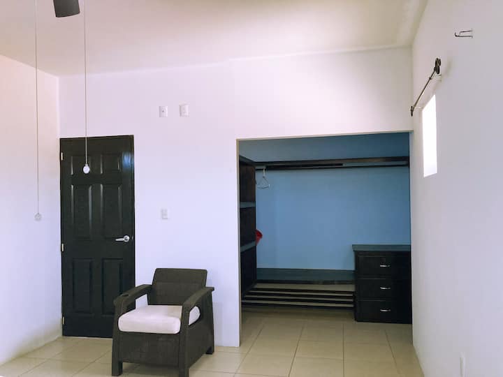 Balcón En Managua Sin Ac - Managua