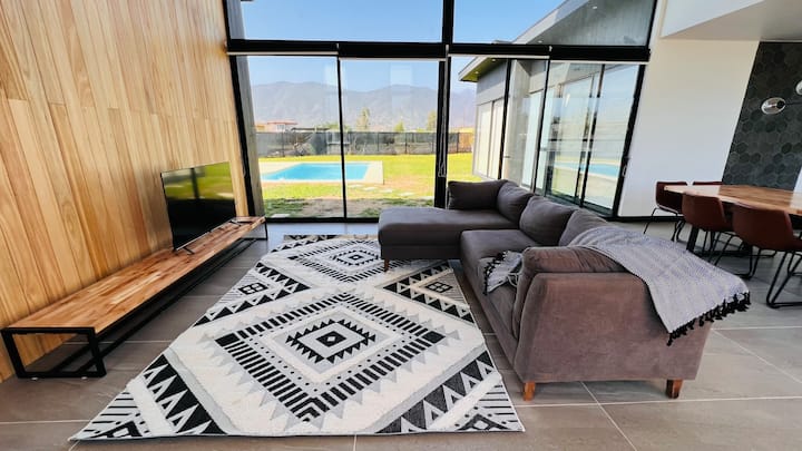 Increíble Casa En Olmue Con Piscina - Olmué
