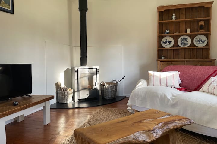 Beautiful 1 Bedroom Cottage - Essex
